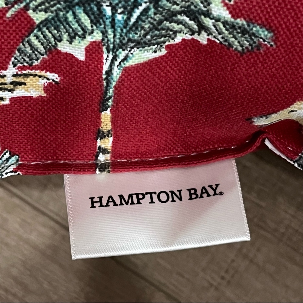 Hampton Bay Red Dogs & Beach Themed Throw Pillow 17x17” Spot Clean AllOver Print - Picture 2 of 9